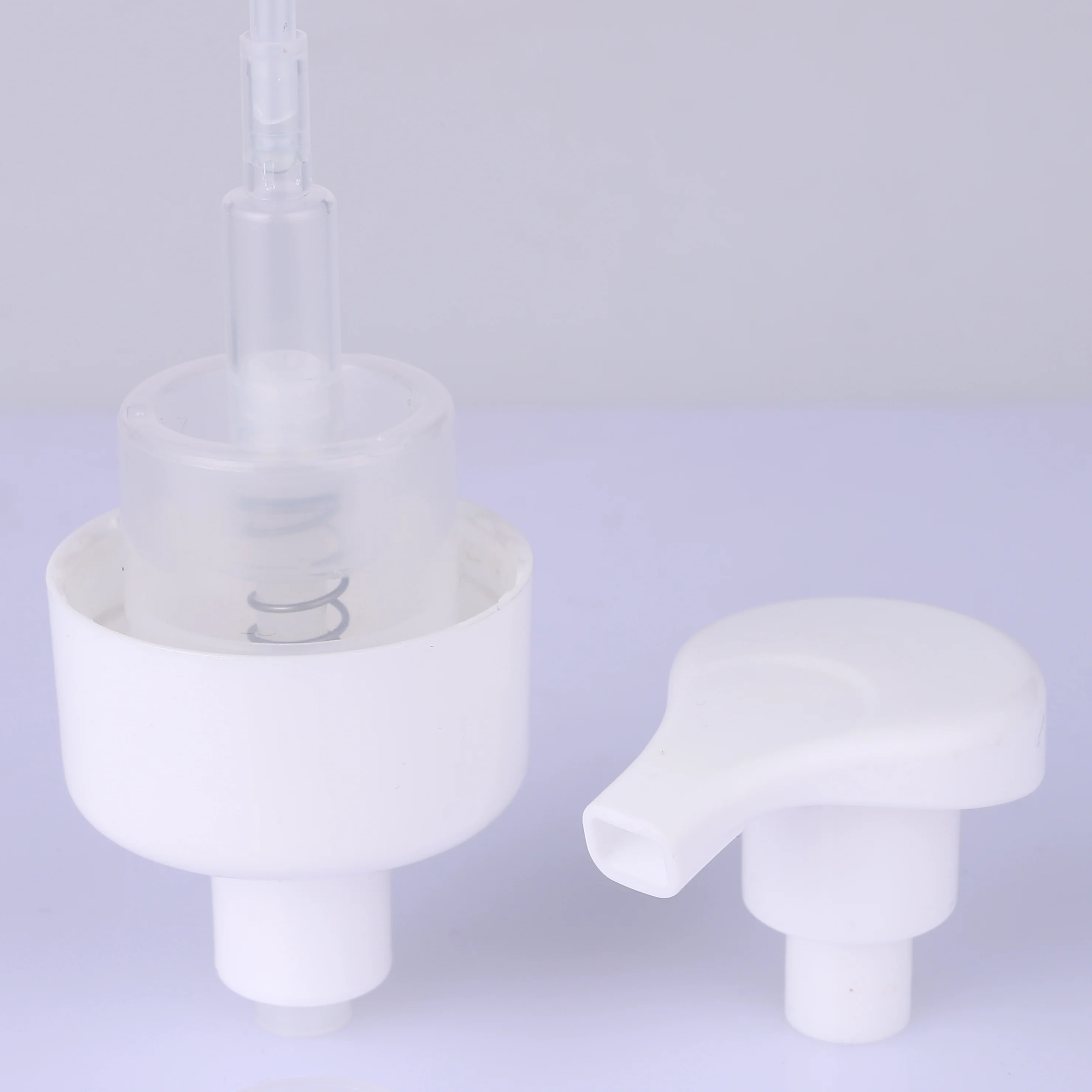 Customized Available Cosmetic Bottle Foaming Hand Soap Pump 43mm PP plastic hand Foam Pump Bottle