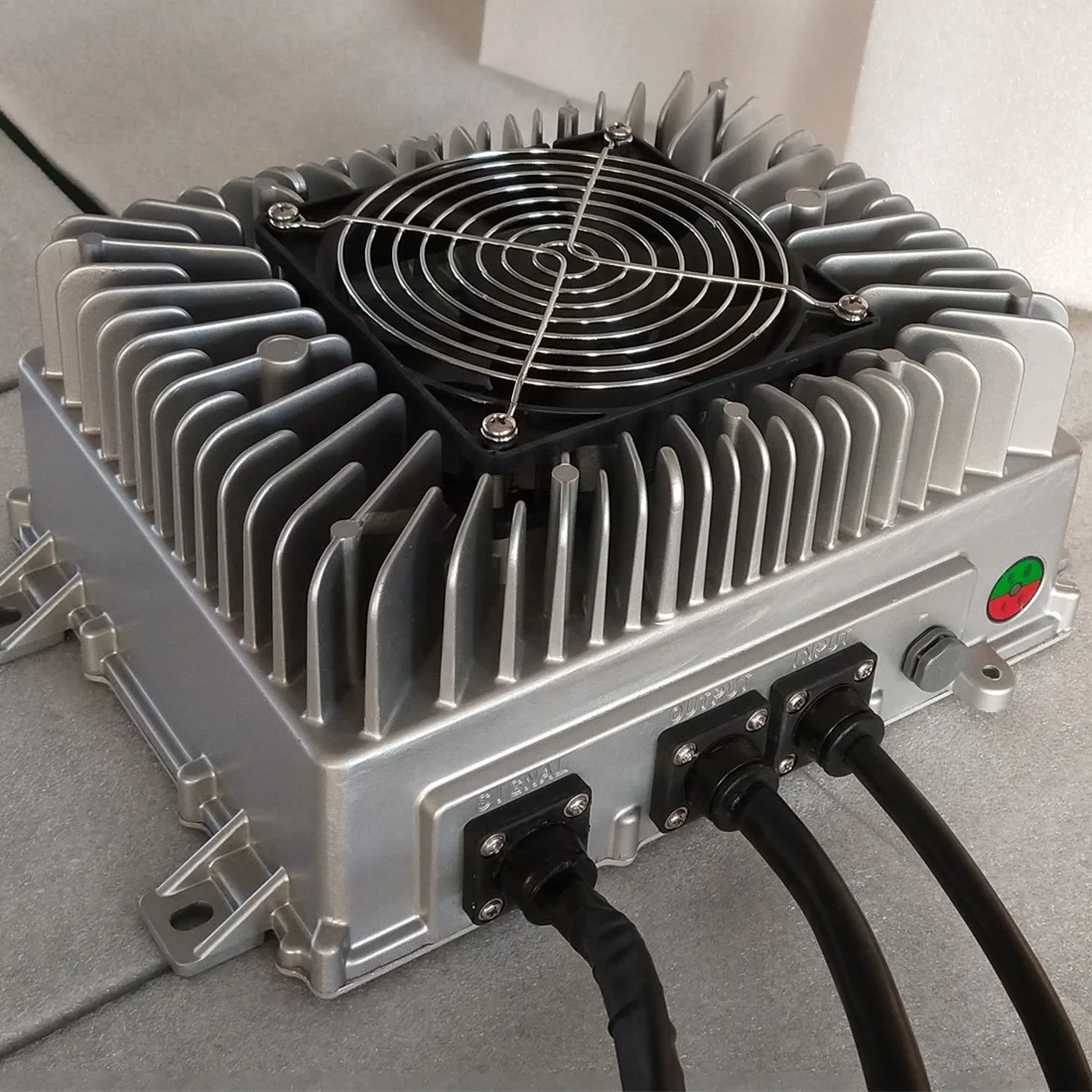  3.3KW 144V 23A встроенная в транспортное средство тестер автомобильного аккумулятора машина автоматическая зарядка OEM (контрактное производство продукции которая уже существует