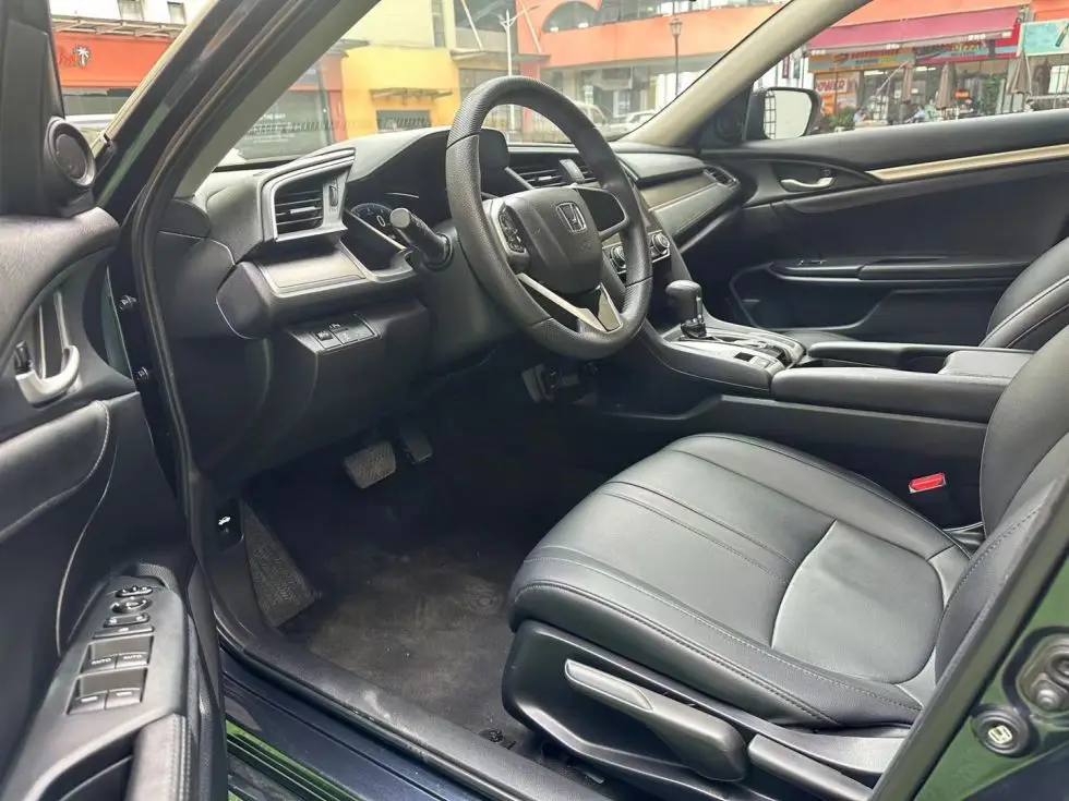 Wholesale 2018 Honda CIVI 220TURBO 1.5T Automatic Taxi Driving School Online Car-hailing Used Cars Vichel