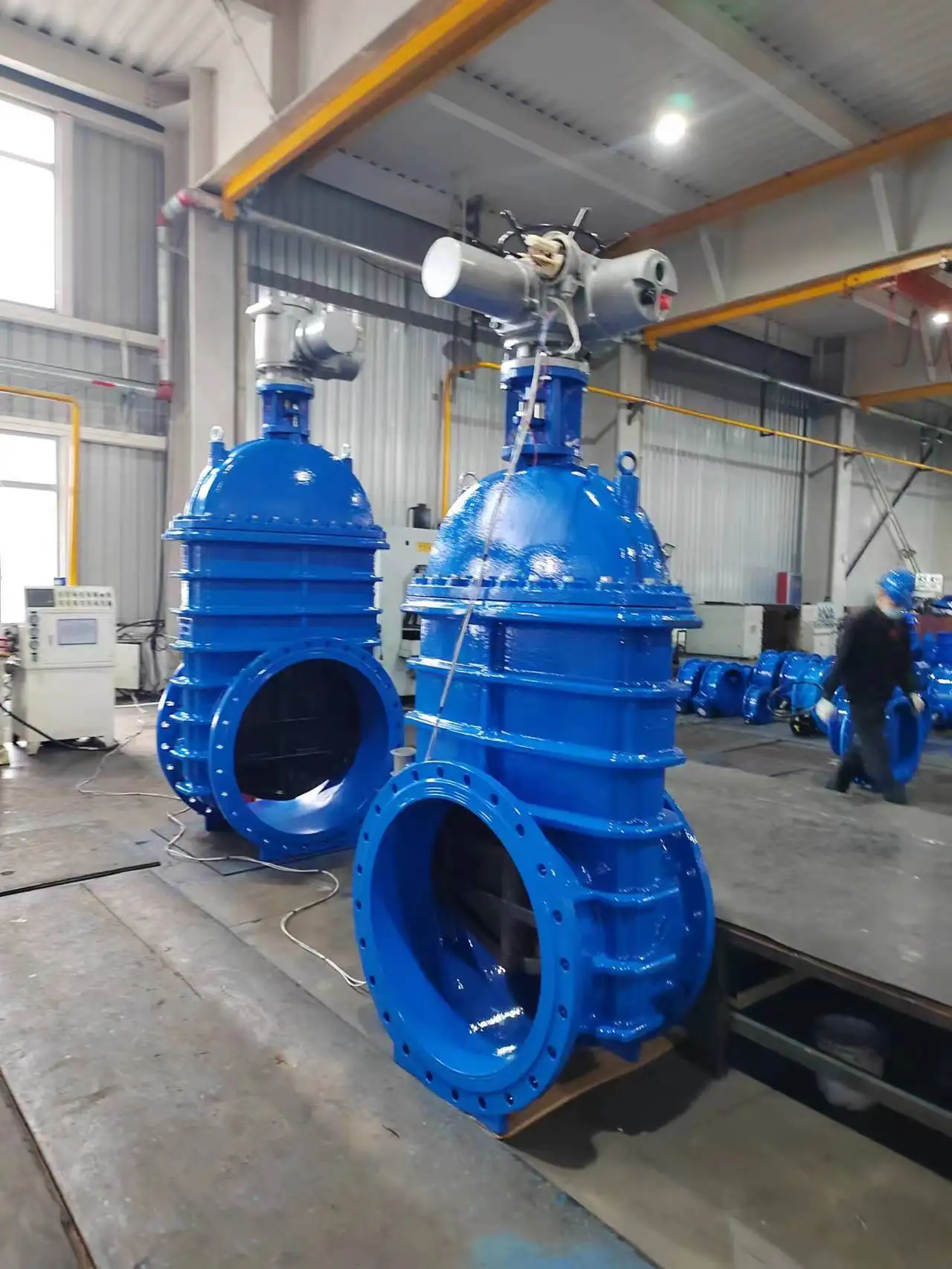 DIN3352 F4 DN800 Non Rising Stem Electric Resilient Seated Cast Iron Double Flanged Gate Valve with Gear Box