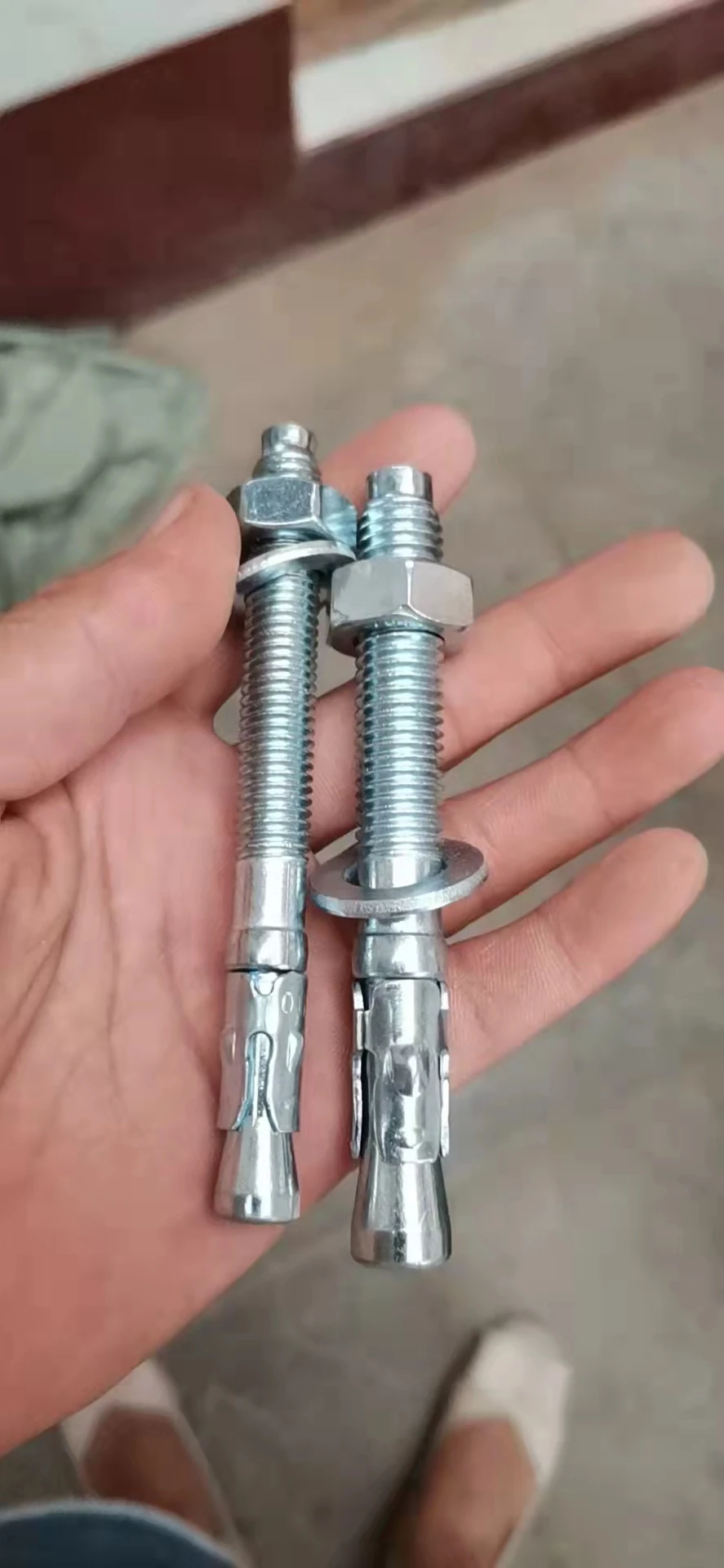 Wedge Anchor Full threading White Zinc Plated Cold Forged for Concrete Walls Through Bolt