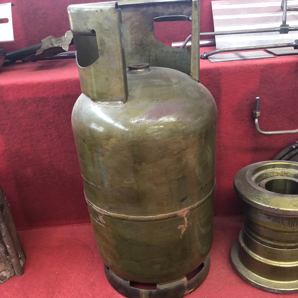 Automatic Welder lpg tanks for cars