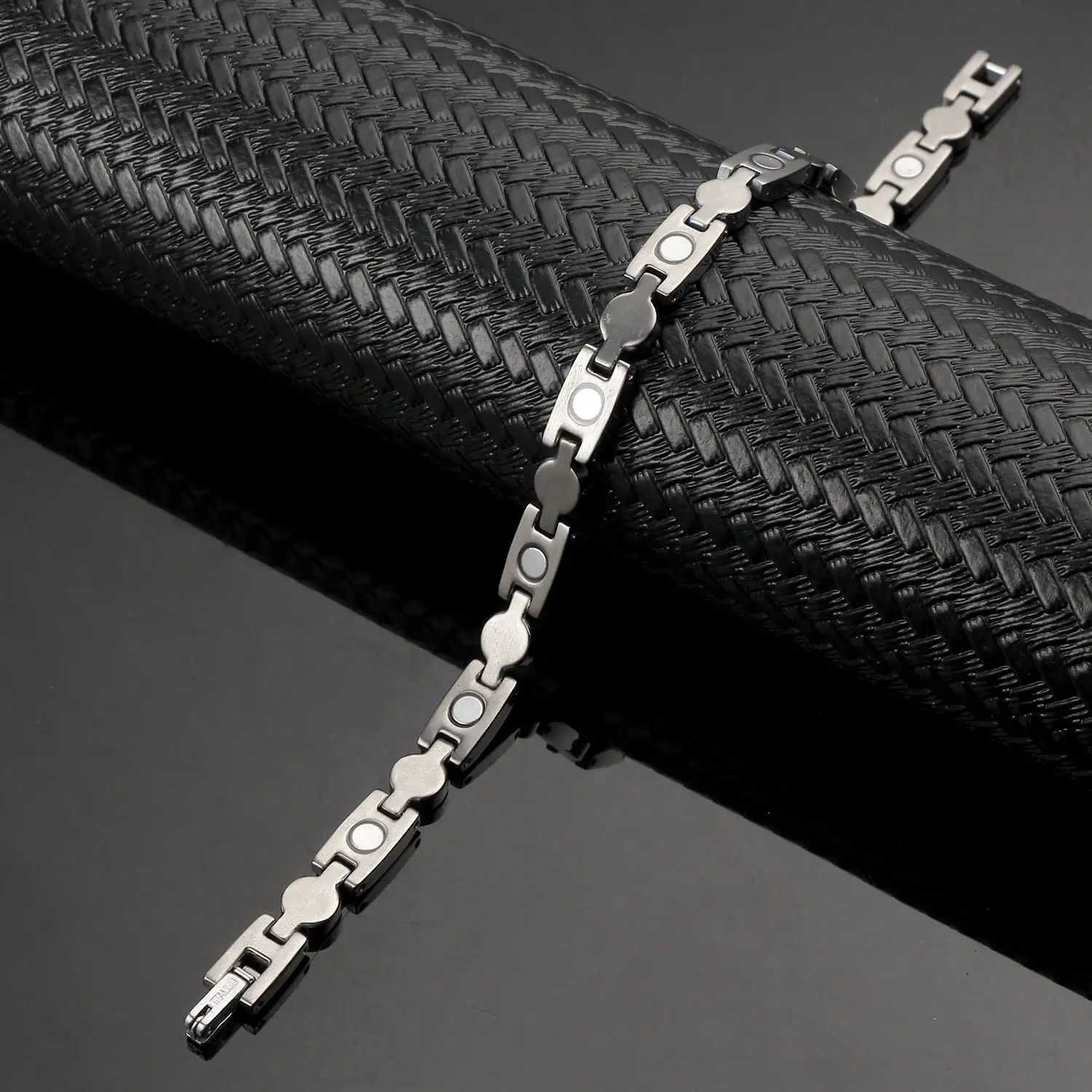 BioMagnetic Jewelry Shell Pattern Crystal Adjustable Magnetic Titanium Diamond Bracelet Women