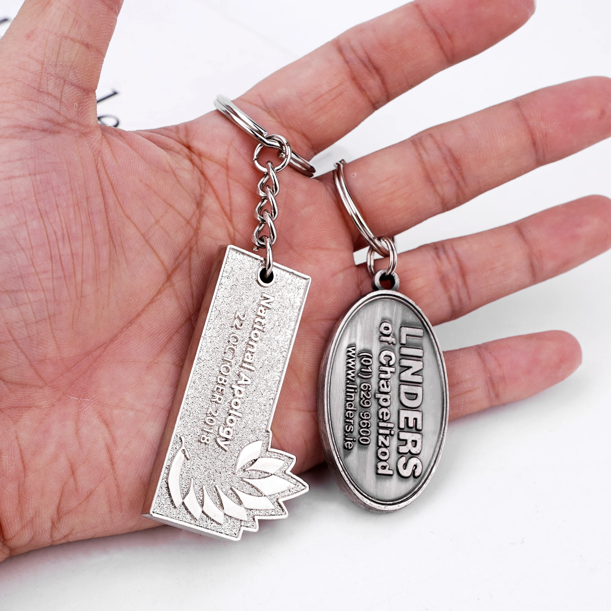 Free Logo Design Keychain Custom Zinc Alloy Metal Stainless Steel Soft And Hard Enamel Keychain Cute Anime Custom Keychain