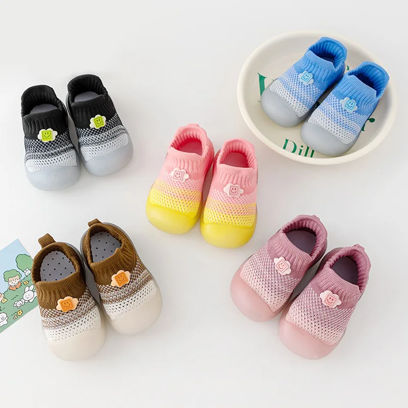Baby toddler shoes baby shoes soft bottom non-slip spring and autumn boys and girls indoor anti-kick shoes and socks