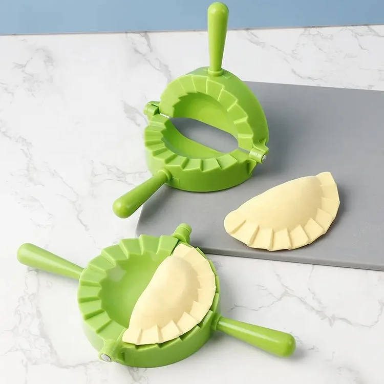 Пластиковая форма для пельменей