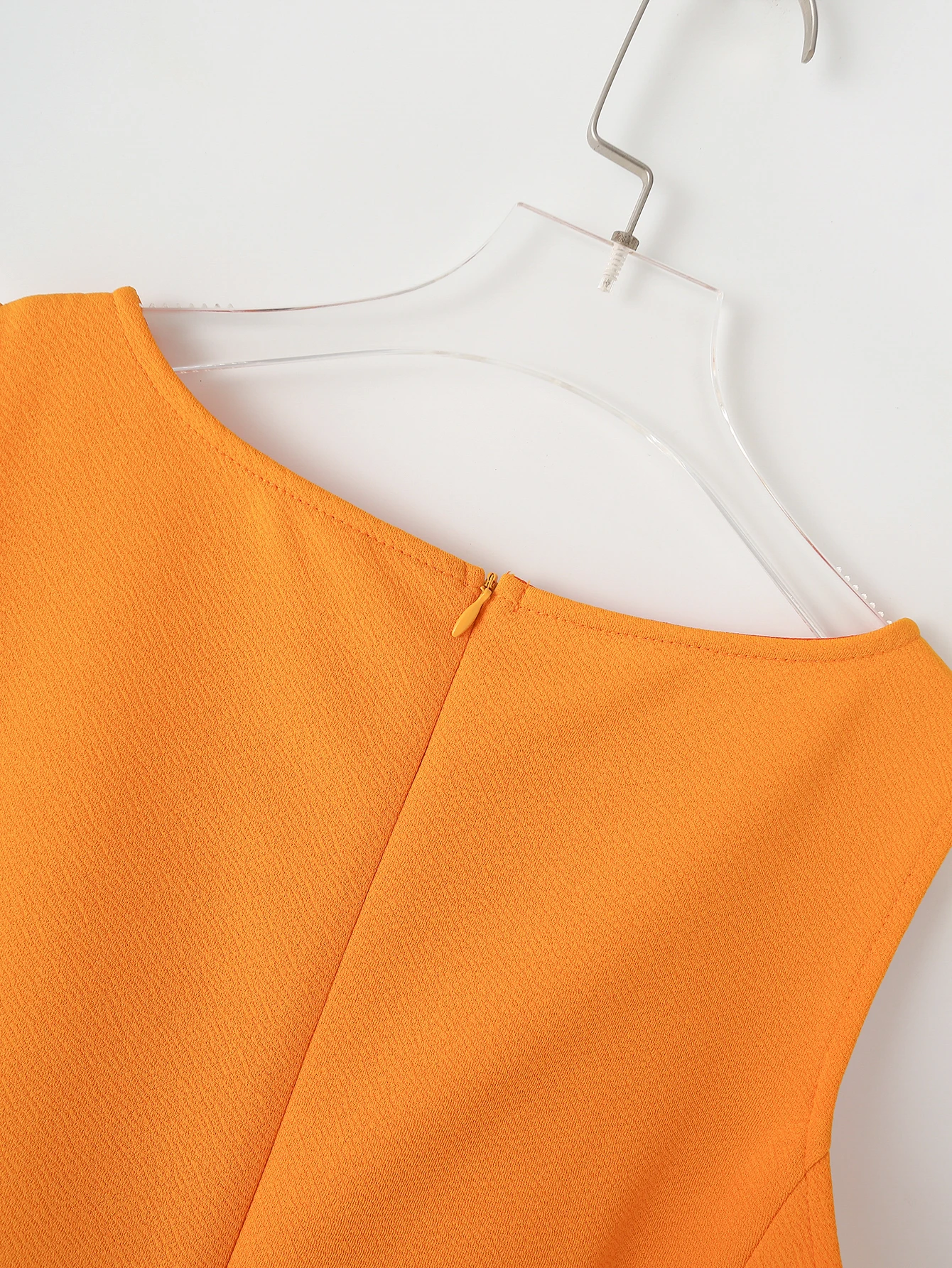 Crew neck orange color sleeveless back zipper fly casual fashion mini dress for women