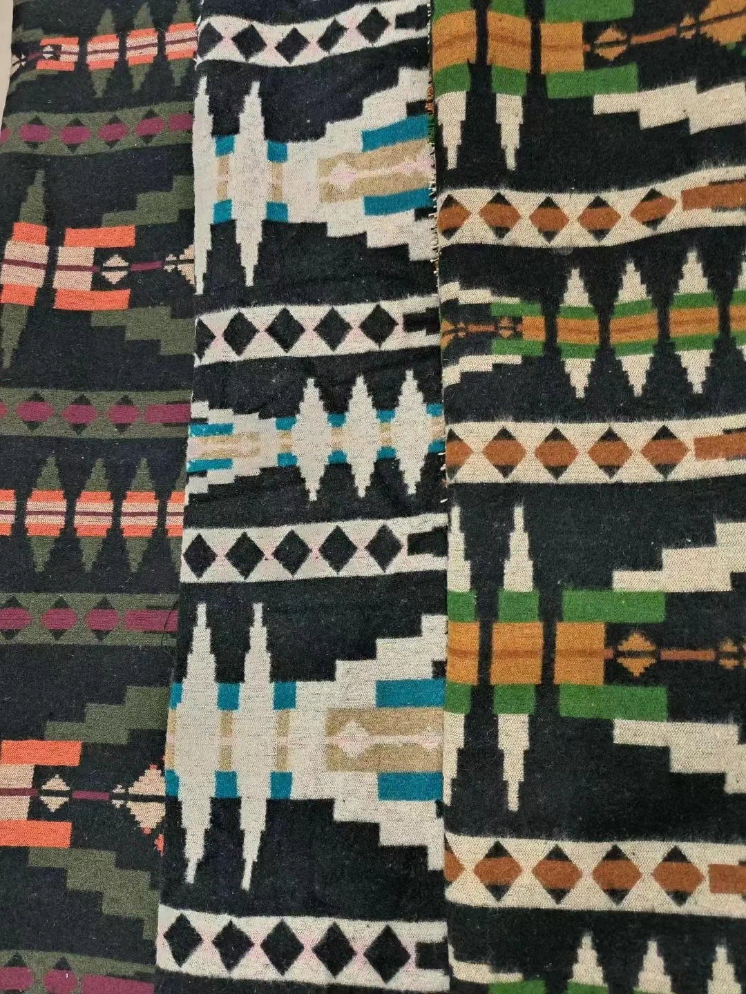 Factory Wholesale 2023 Wool Fabric Bohemian Geometric Aztec Design Navajo Pattern Wool Polyester Fabric for Coat Shawl