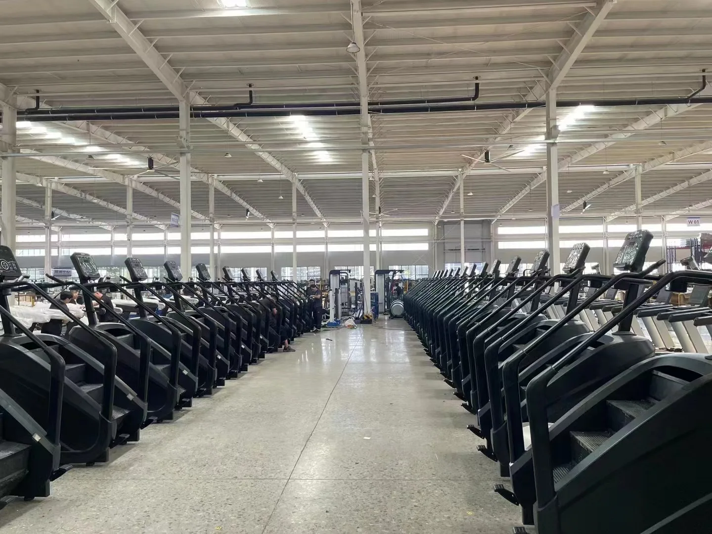 Hot Sale Gym Equipment Stair Master Step Climbing Household Mini Aerobic Stepper Exercise Machine in market