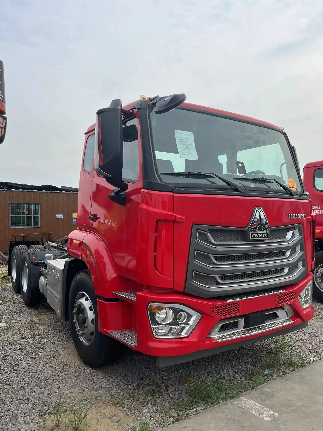Sinotruk Howo Hohan N7 6x4 10 Wheels Used Truck Head Euro 3 Tractor in Stock
