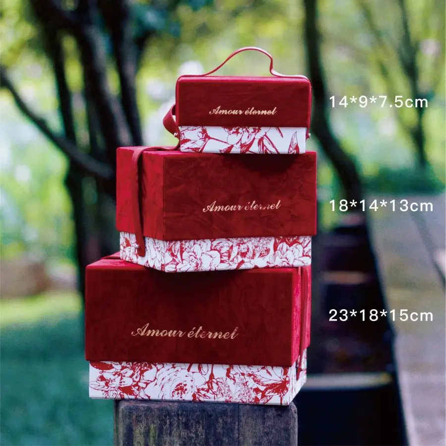Wholesale Premium Set Square Red Velvet Cardboard box Custom Fold Luxury Hot Stamping Handle Magnetic Wedding Packaging Gift Box
