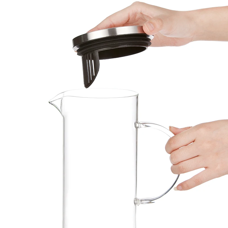 1.3 liter borosilicate glass carafe hand made carafe water pitcher jug with handle stainless steel cover lid