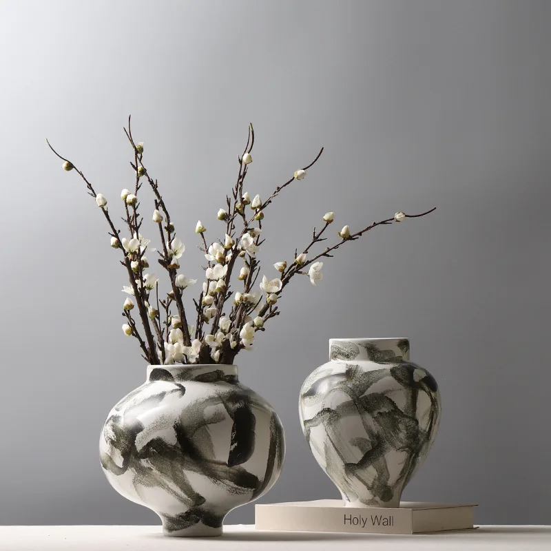 Customized Chinese New Traditional Style Handmade Porcelain Ceramic Flower Vases Home Decoration Vases