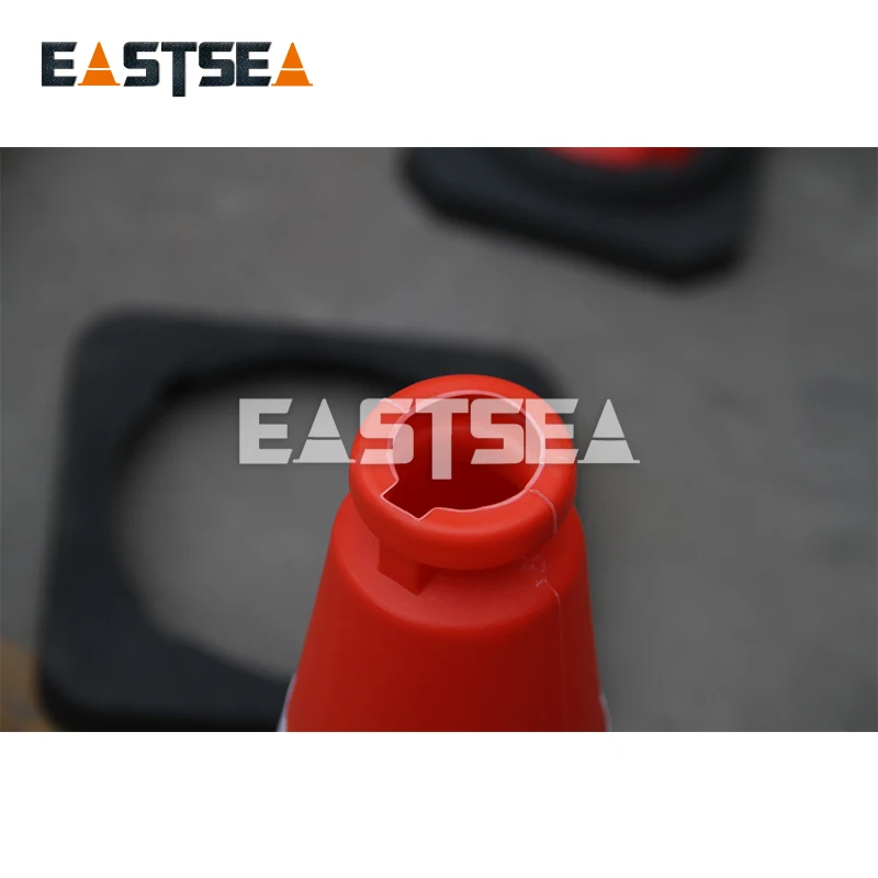 Customized Logo High Reflective Orange Traffic Cones for Road