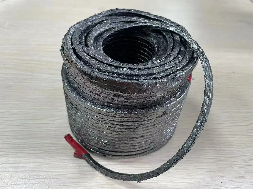 China manufacturer 4*4MM flexible graphite packing 6560 for sealing
