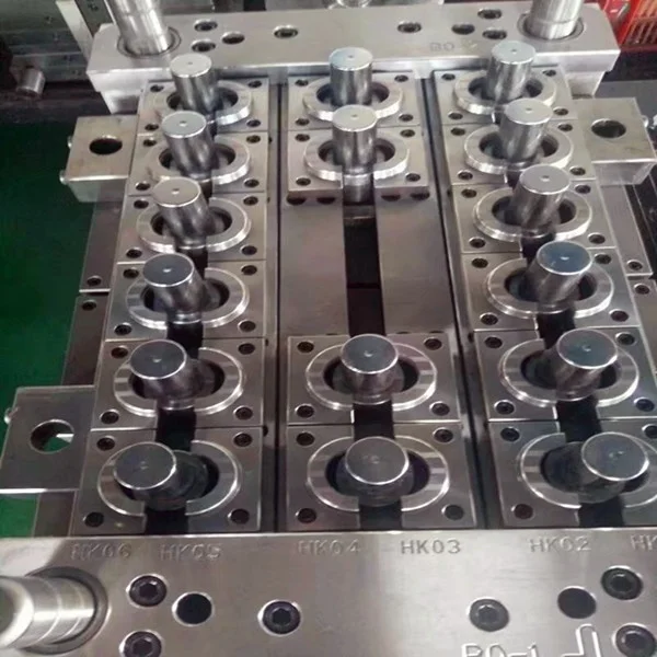 Manufacture professional OEM plastic industrial oil cap mold engineer oil cap mold