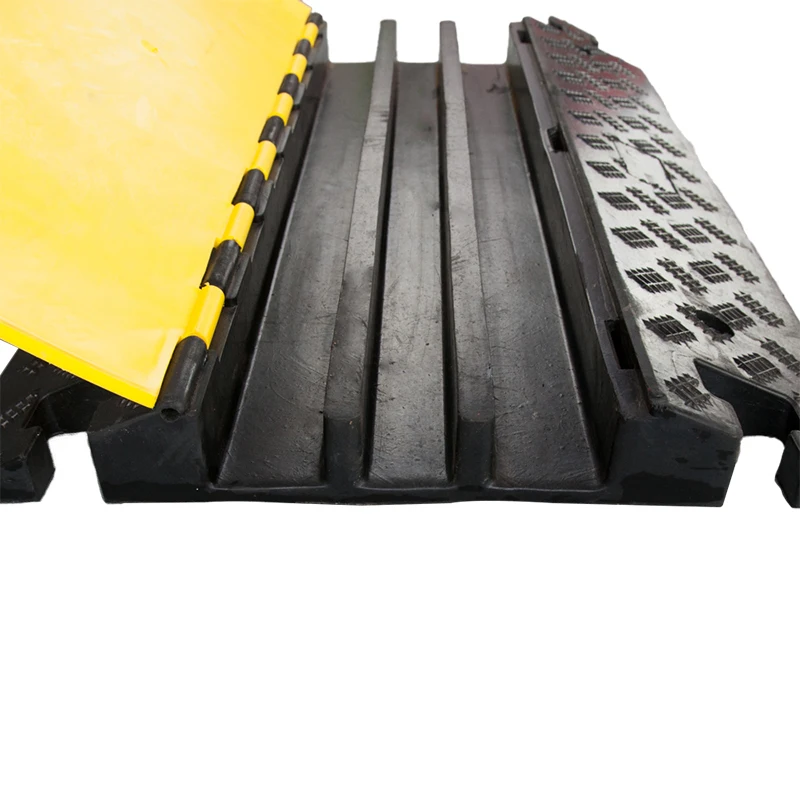 Сверхмощный 3-канальный резиновый чехол с рампой для пола