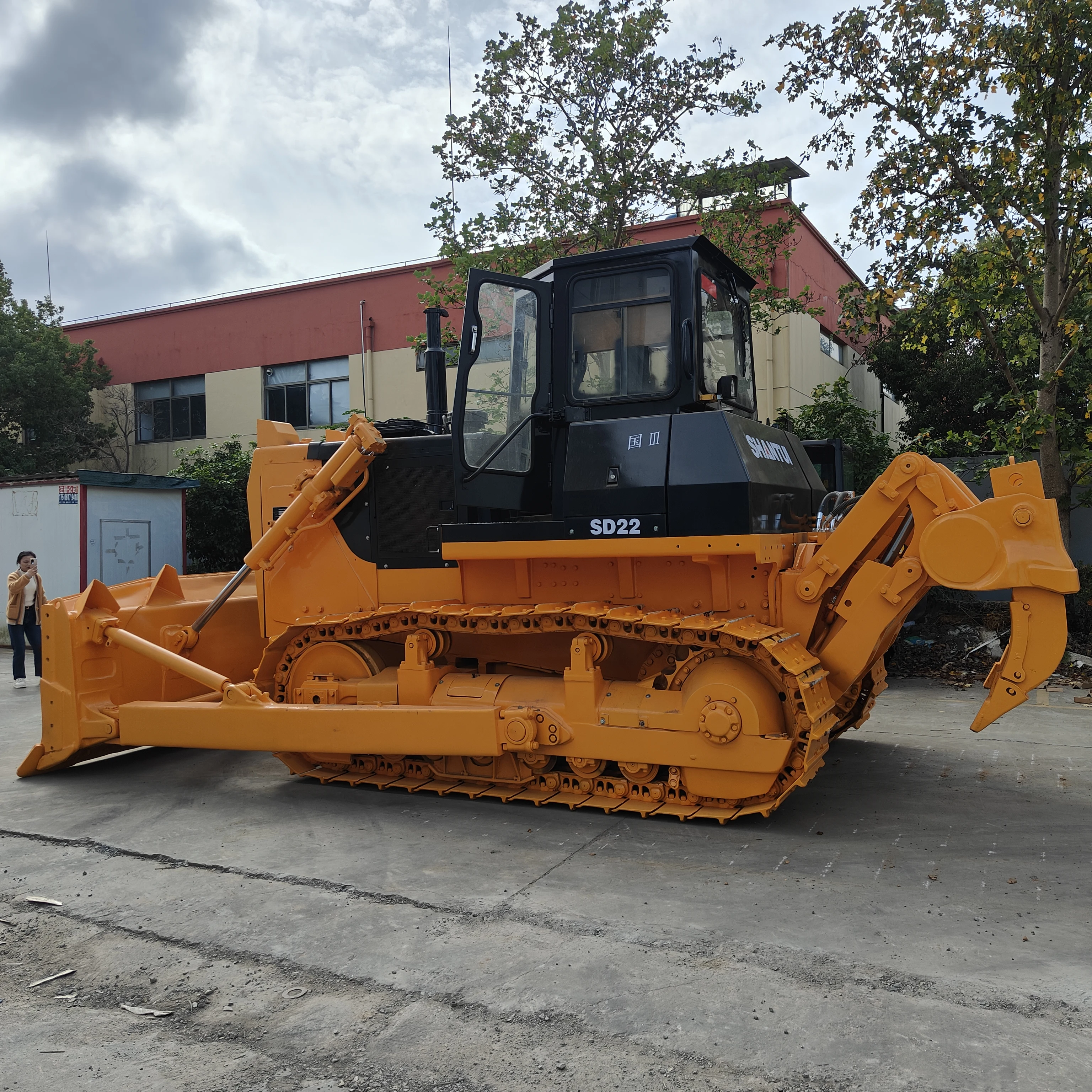 Hot sale SHANTUI SD13 SD16 SD22 SD26 SD32 shantui crawler bulldozer