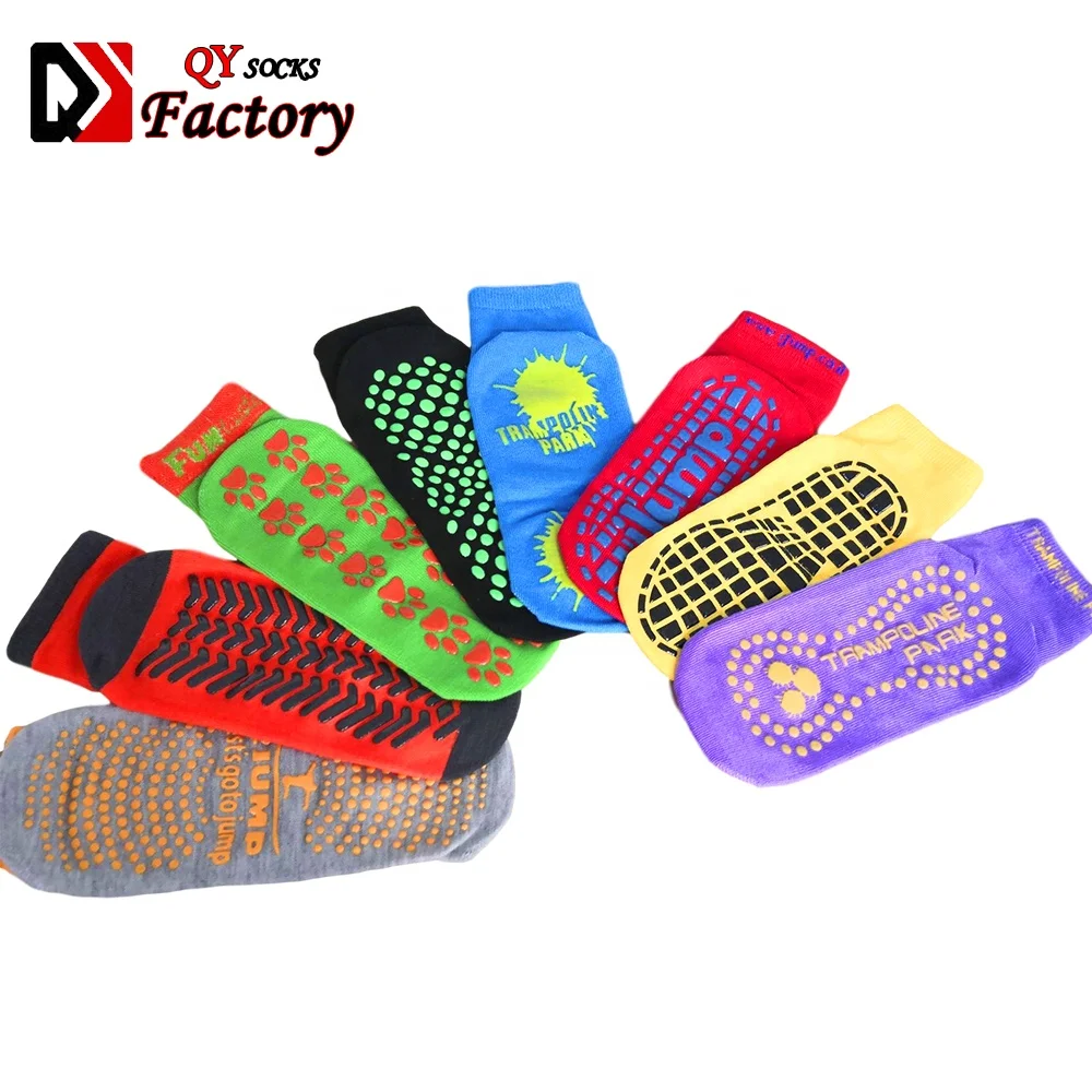 Factory Wholesale Unisex  Athletic Mesh Custom Logo Trampoline Sport Grip Anti Slip Socks