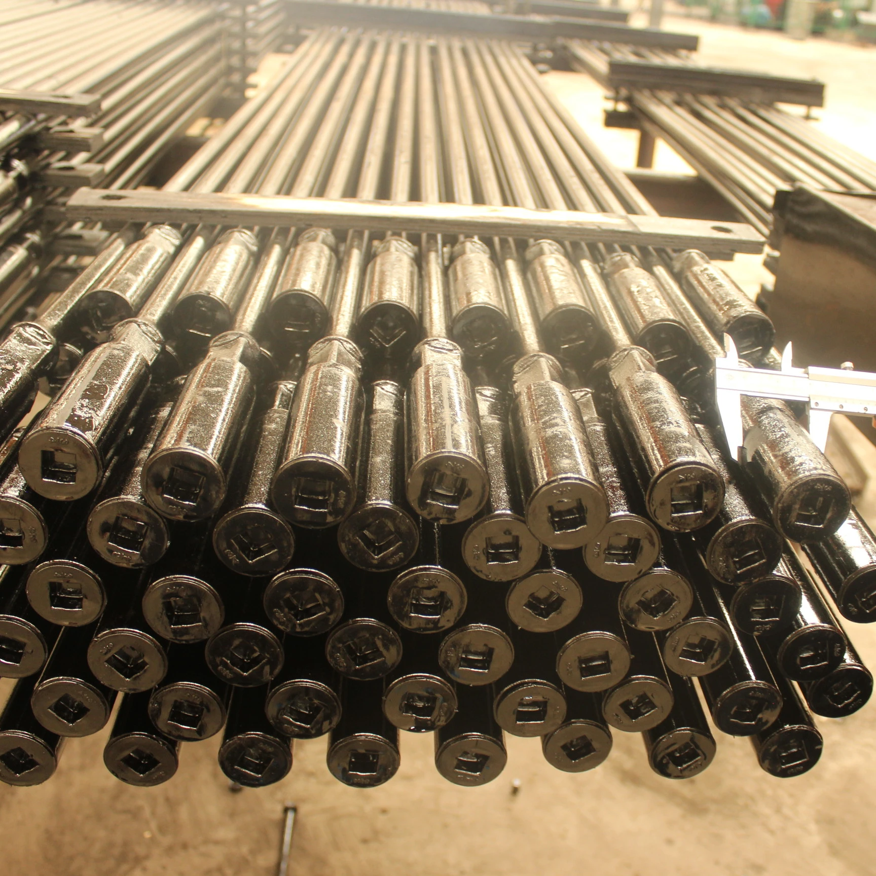 API 11B Sucker Rod 22mm - 9000mm class D super  with coupling SM full size GOST