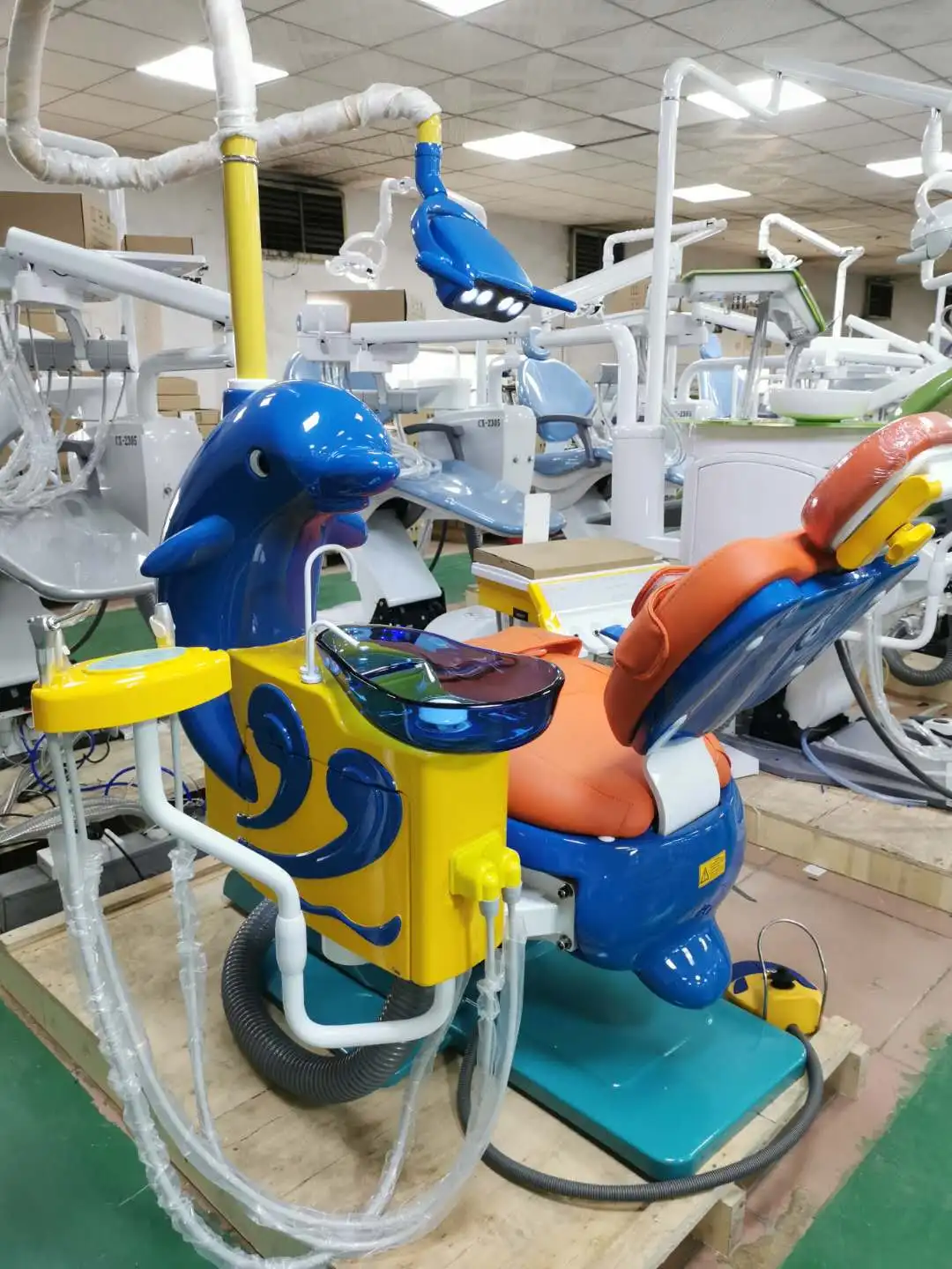 Cute Cartoon Dolphin  kids Dental Unit Electric dental chair for children