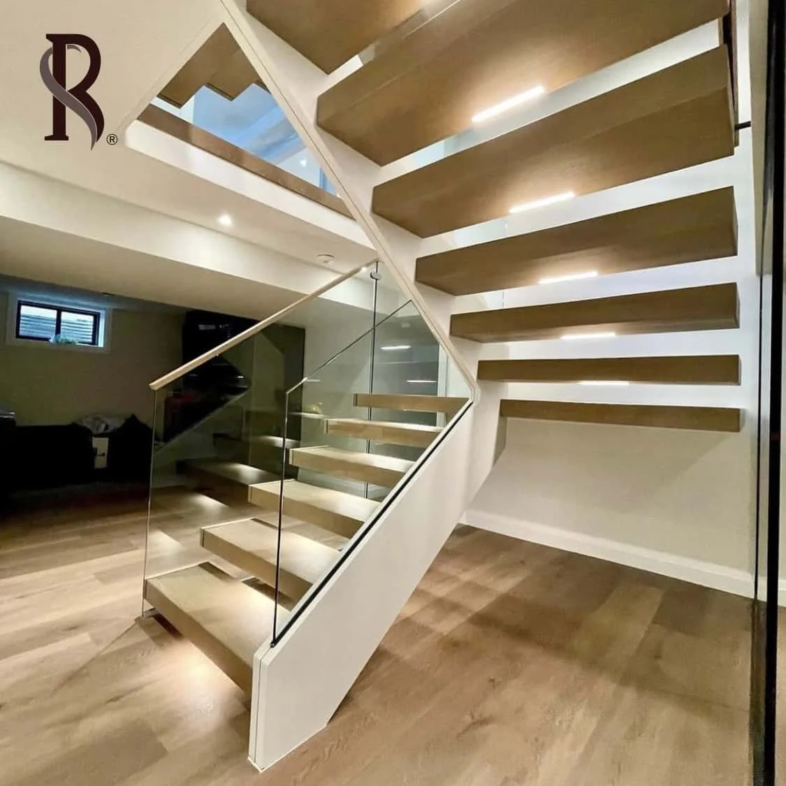 Rising OEM Factory Custom Design Stainless Steel Straight Stairs Spiral Interior Staircase With Wood Tread and Glass Railing