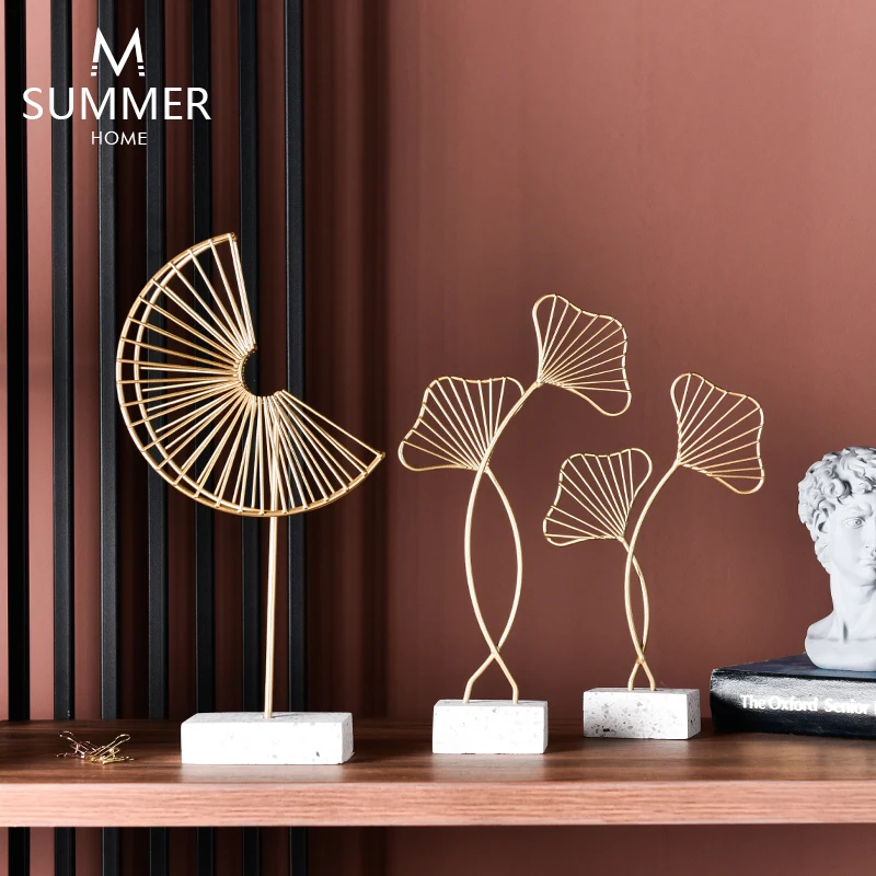 
Nordic Creative Metal Ginkgo Biloba Figurines Wrought Iron Flower Plant Ornament Home Decor Accessories 