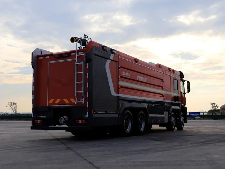 Water foam fire truck JP20C2 20m fire fighting truck 6 passengers for marshaling fire fighting