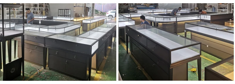 Custom Jewelry Showcases