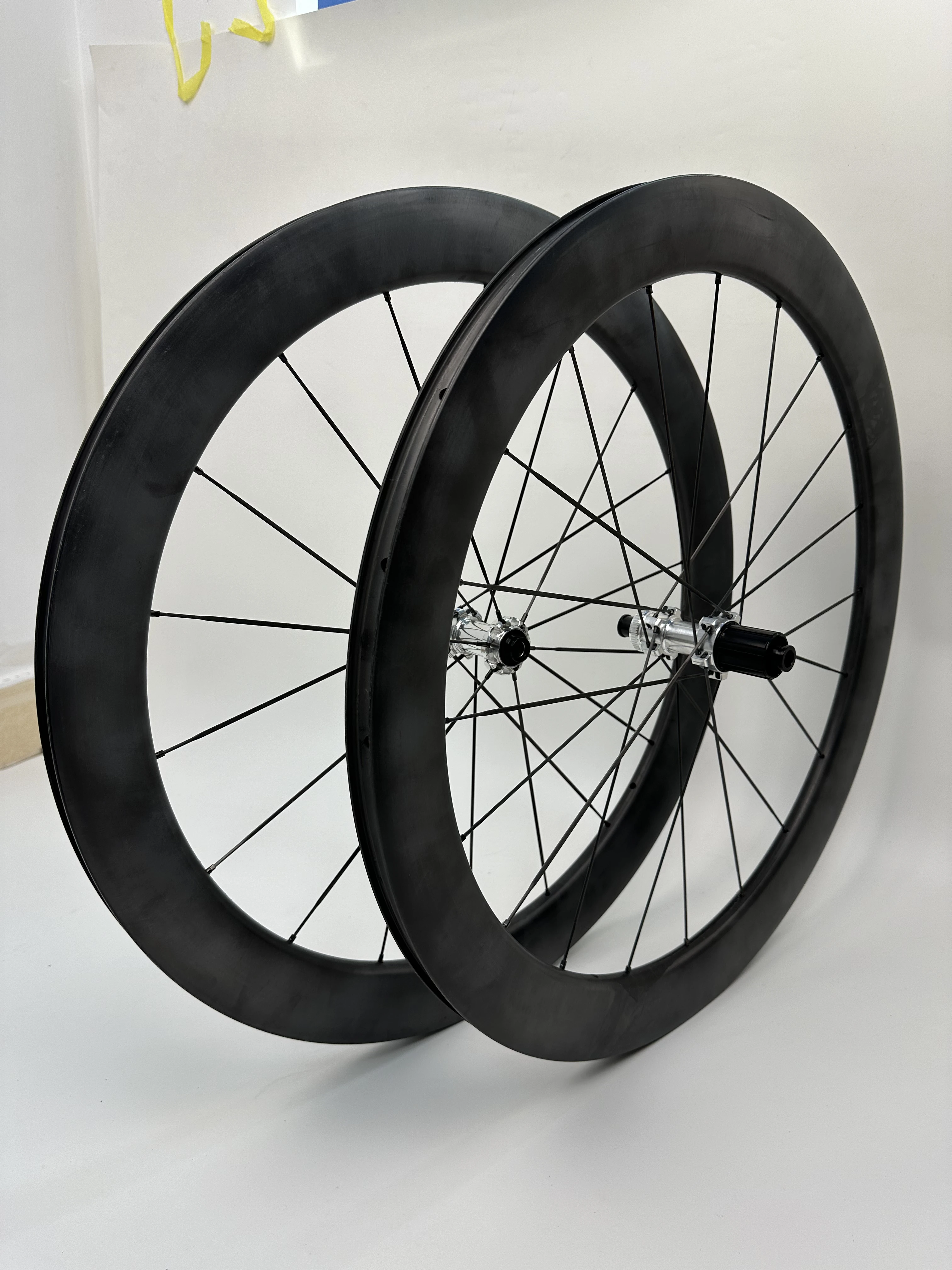 UNI Customized  700C Road Bike Rims Carbon Fiber Ultralight 55mm Depth and 25mm Width Tubeless Disc Brakes Clincher for BMX