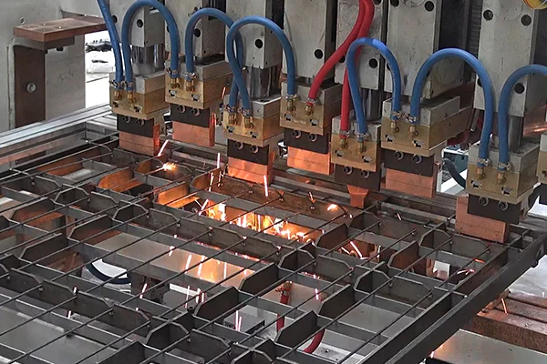 Best Price Welding Wire Mesh Fence Machine,Reinforcing full automatic stainless steel welded wire mesh