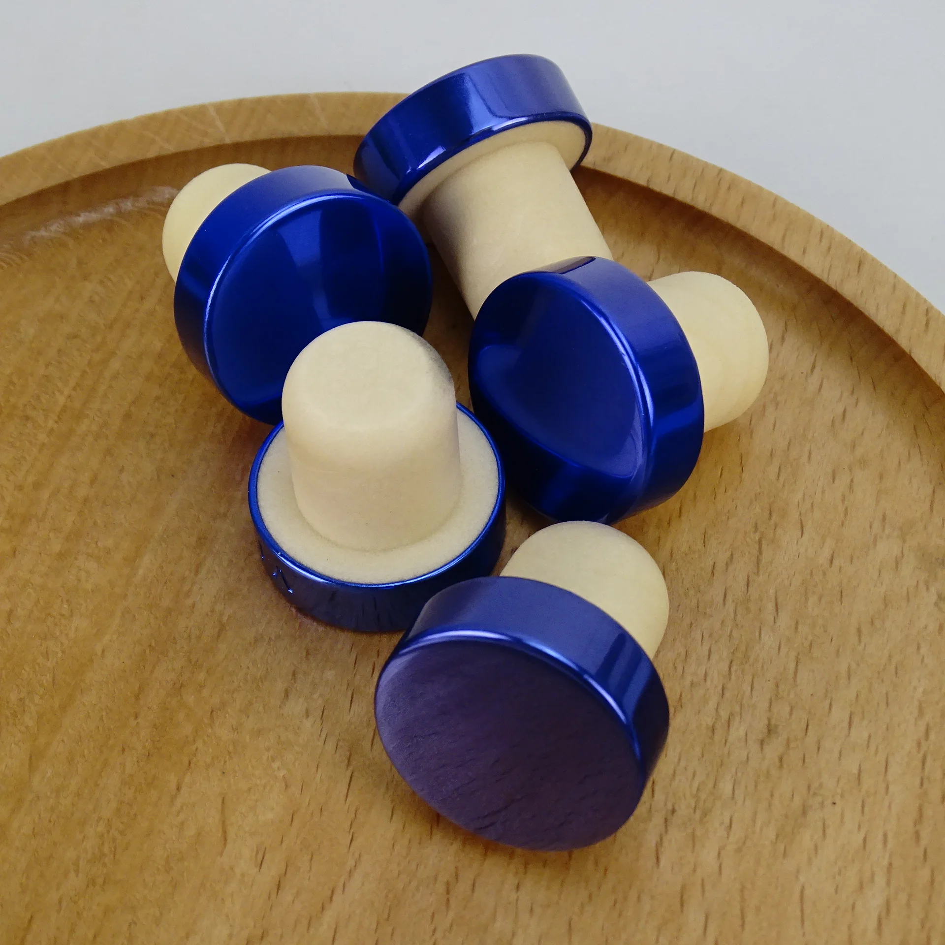 Wholesale Custom Luxury Wooden Aluminum Bar Top T Shape Wine/spirits Synthetic Cork Stopper