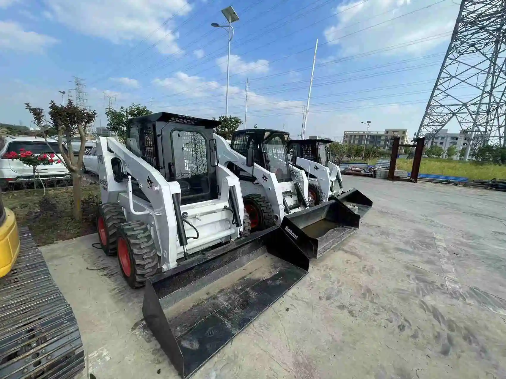 Bobcat S300 мини 3 тонны лидер продаж подержанный погрузчик хорошее качество низкая цена