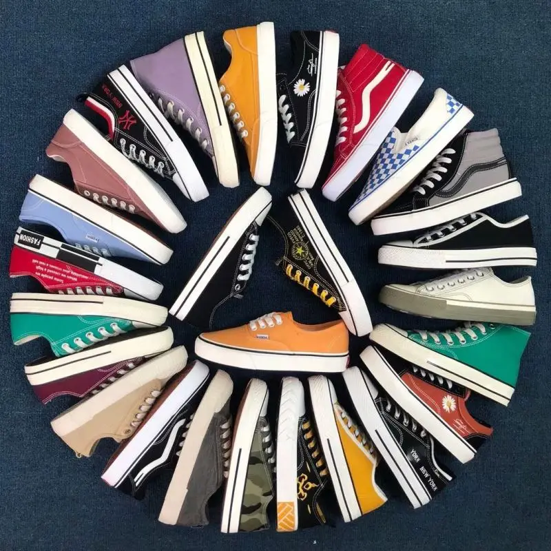 High Quality Wholesale Fashion Retro Sports Running Canvas Sneaker Men Casual Shoes