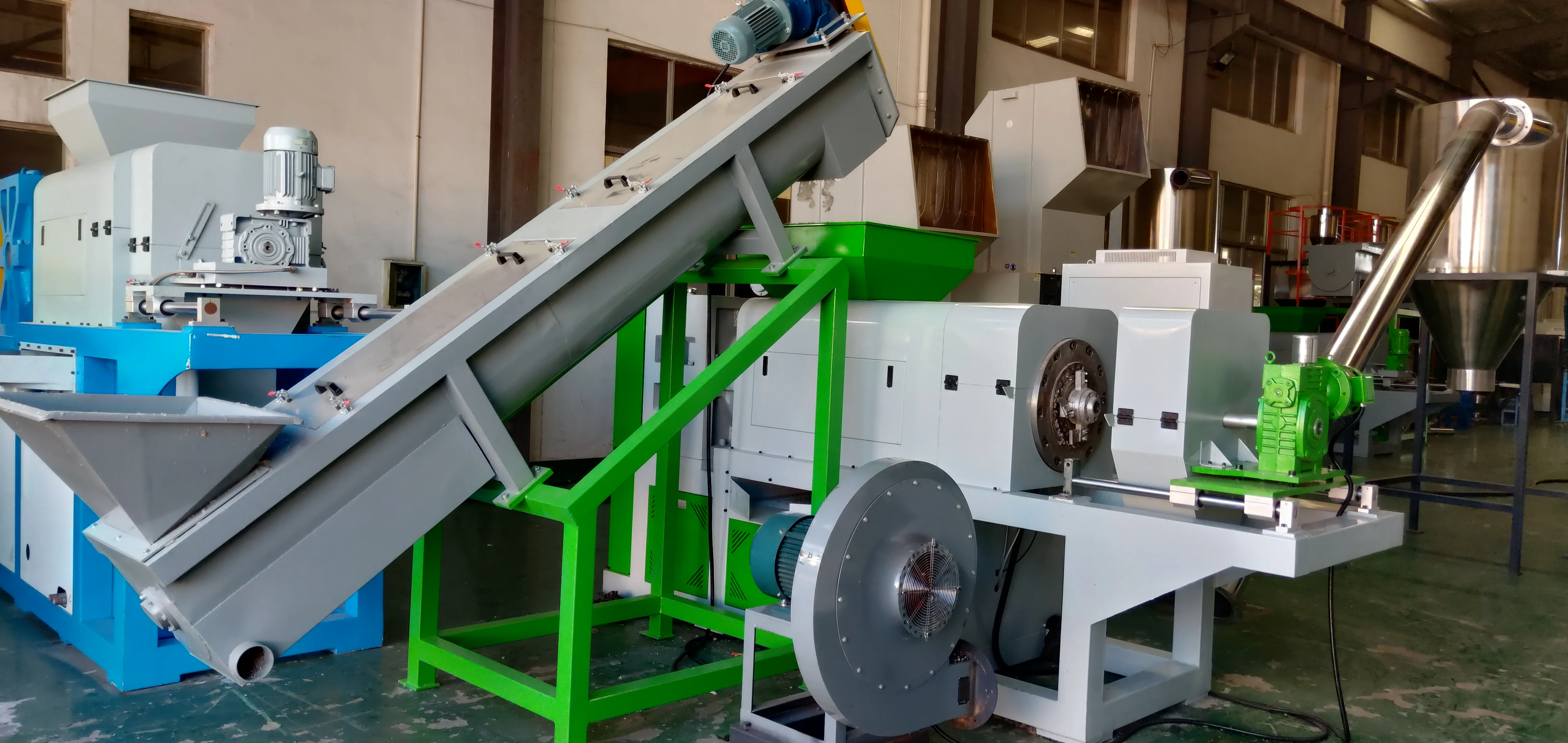 Waste hdpe ldpe squeeze granulating