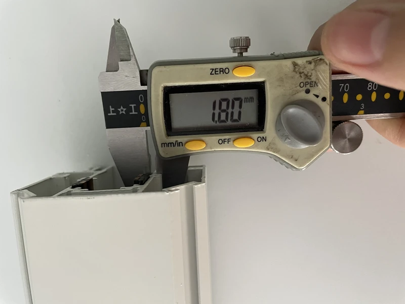 thicken recessed track .jpg