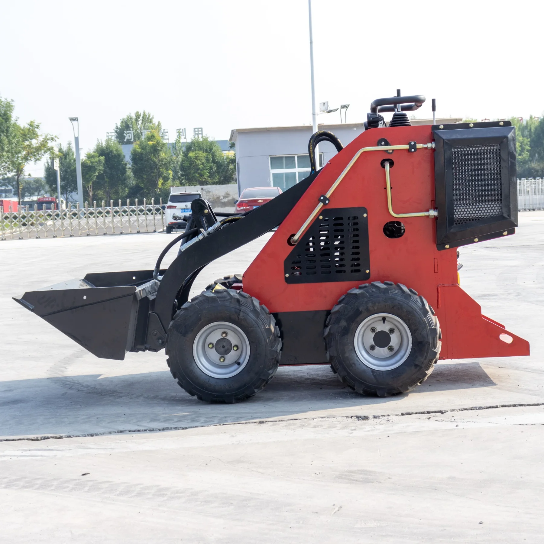 Multi functional Four-Wheel Drive Electric Loader HTS320T 830 KG Farm Small Forklift Max.Loading capacity