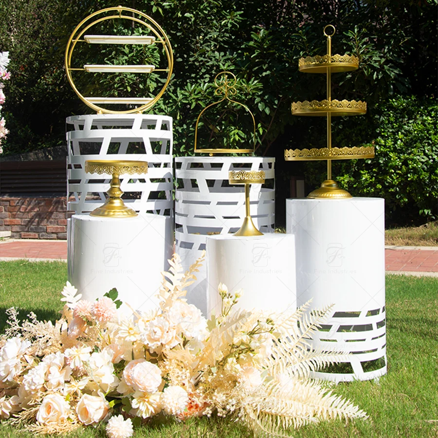 New Design wedding event decoration Round Dessert Table iron Cake Stand Set for Dessert Table Cylinder Plinth Flower Stand