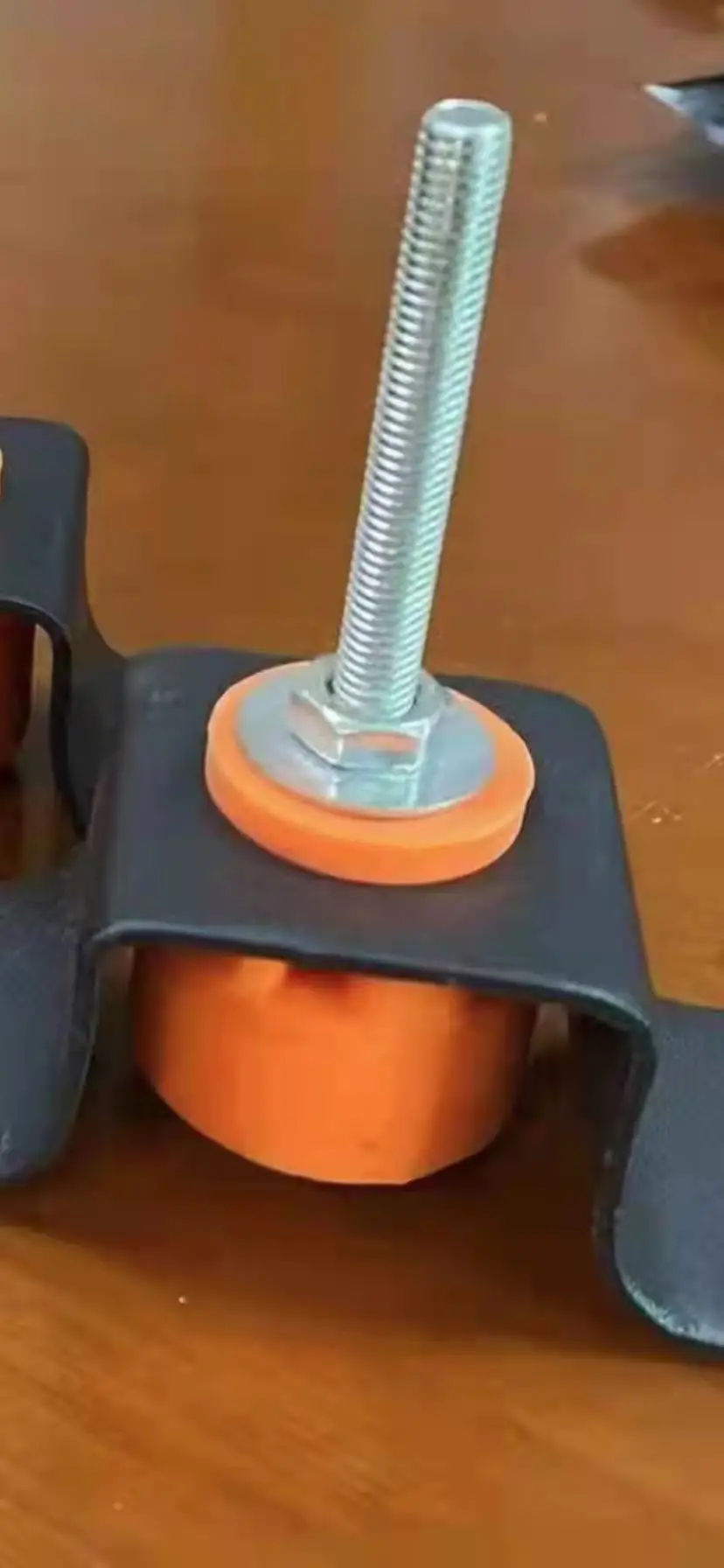 Clocell Anti-vibration isolator  provides solutions to reduce noise and vibration with bolt anti vibration silicone rubber mount