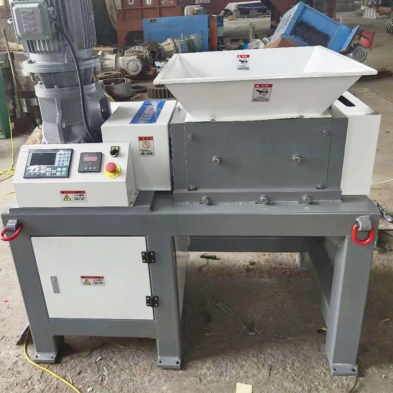 Swp400/500/600/800 Plastic Crusher Machine Small Recycling Machine Metal Scrap Tire Shredder/ Grinder/ Crusher PLC