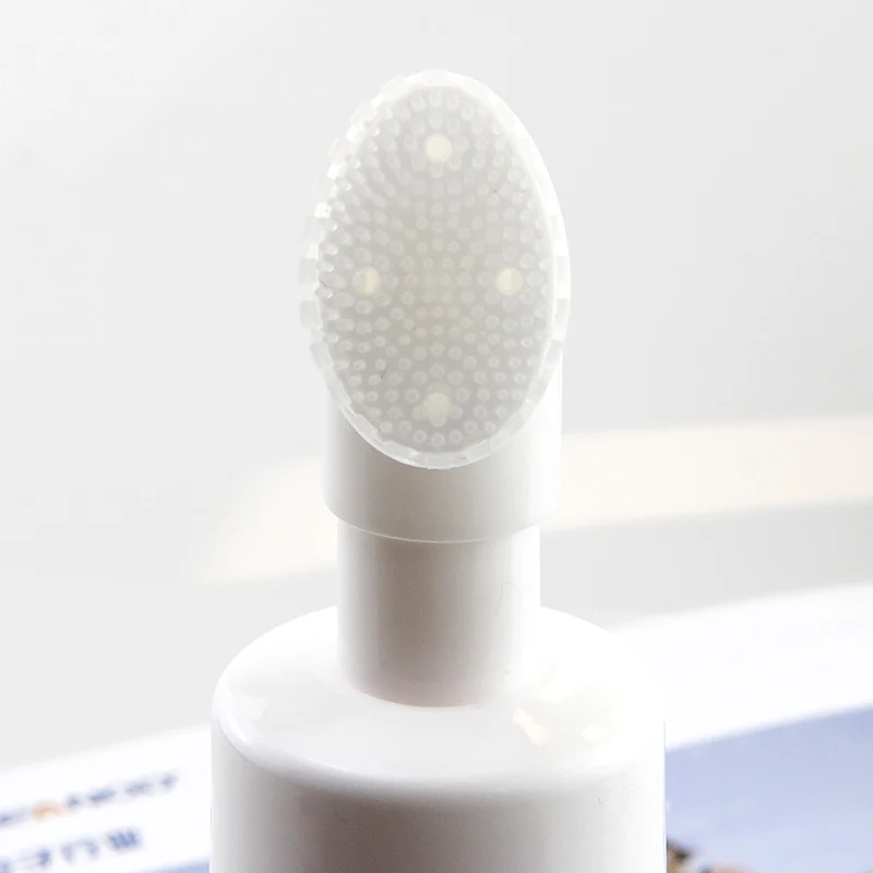 100ml 120ml 150ml  cosmetic bottle with foam pump empty cosmetic facial cleanser foam bottle wholesale cosmetic packaging