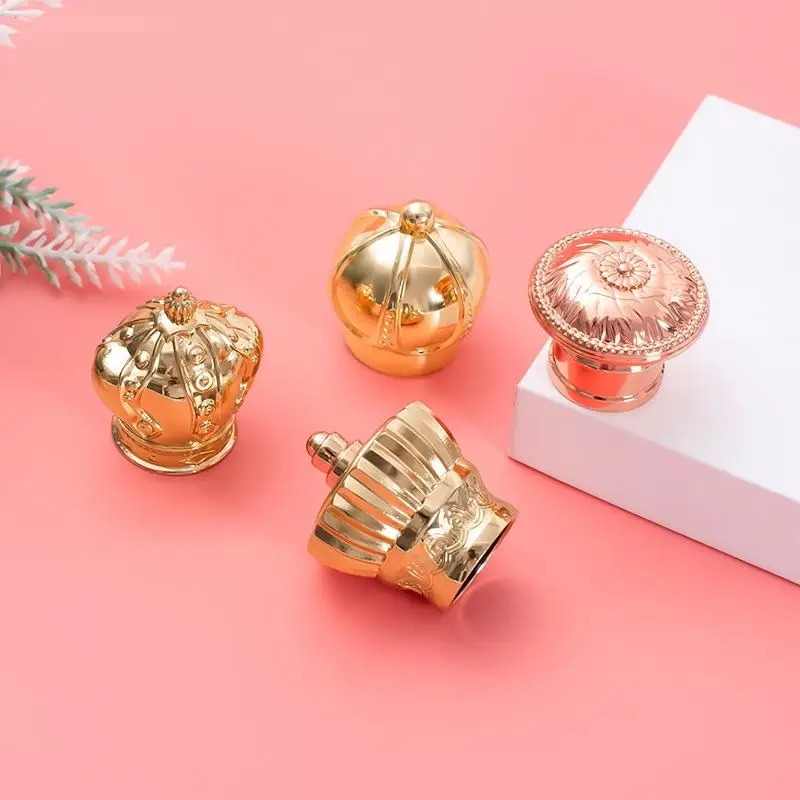 Custom Colorful Round Zinc Magnetic Gold Pink Bottle Turning Screw Cover Caps Perfume Caps
