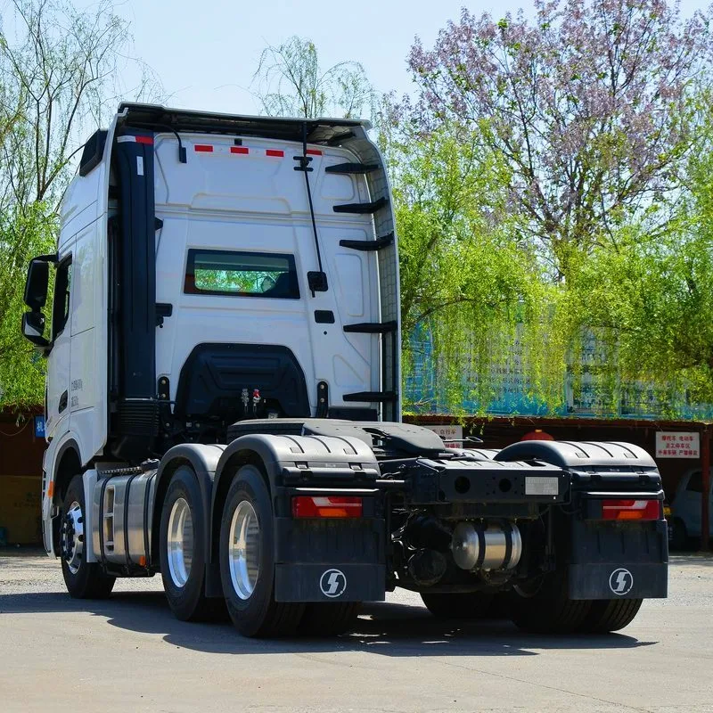 Factory Supply New Shacman Tractor Truck X6000 6X4 Commercial Tractor Head