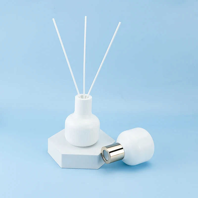 100ml opal white glass reed diffuser bottle