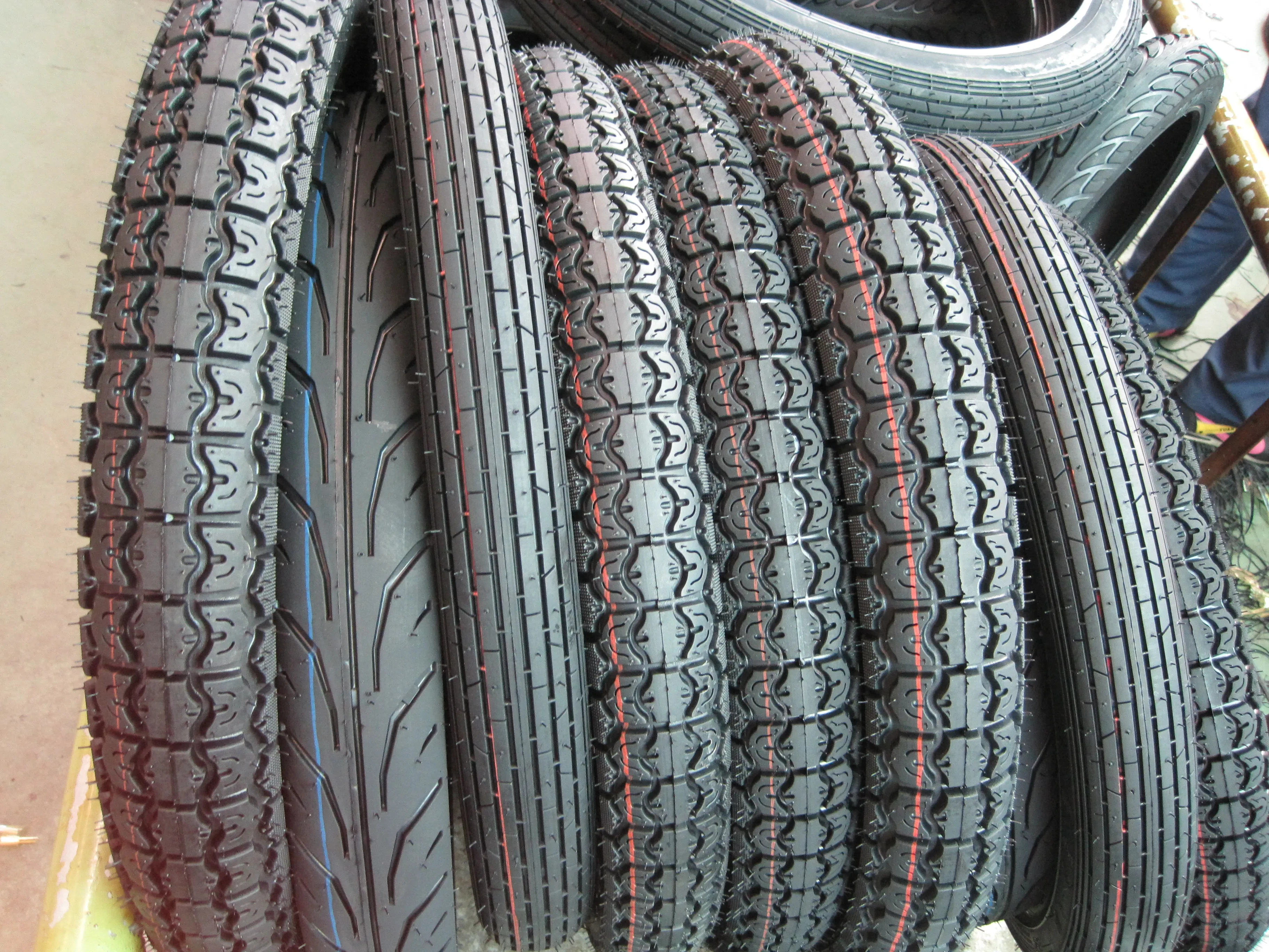 Шина для мотоцикла 2 75-18