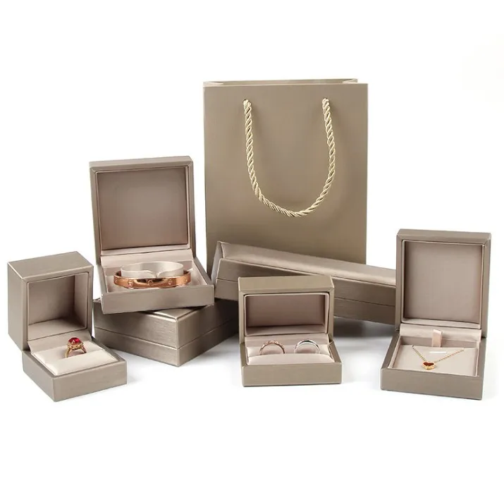 Pu Leather Jewelry Box Gift Packaging Box Elegant Luxurious Ring Necklace Jewelry Packaging Box