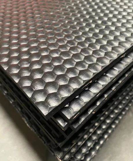 Pig floor /warm flooring  for Animal Livestock Equipment / rubber mat on Plastic Slatted Manure Cleaning Floor