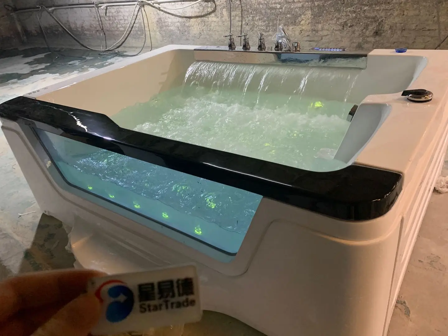 double 2 person whirlpool 2 people jetted bathtub with tv