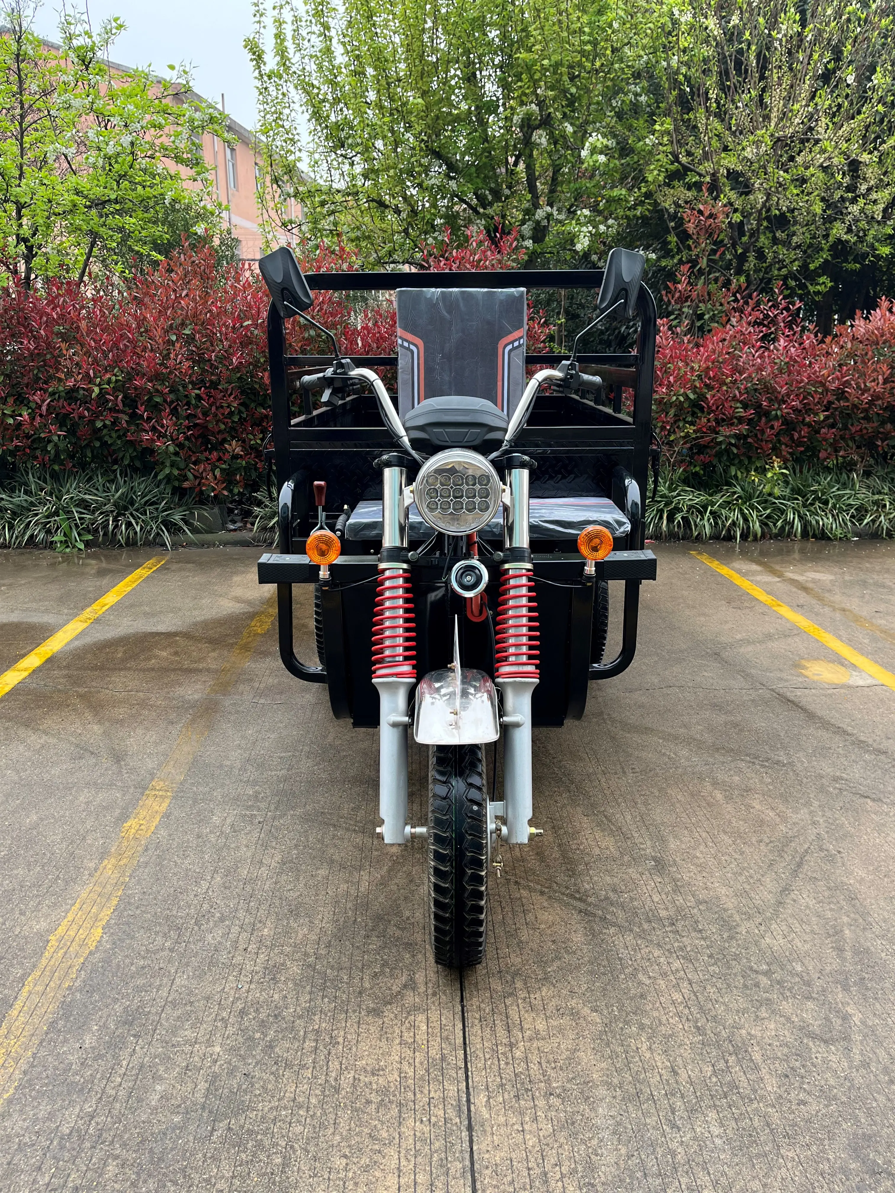 Chang li 1200kg 1500W/2000W/2200W Big Tricycles 5 Wheel Tricycle China Cargo Tricycle