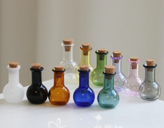 Pendant Shells Vial Necklace. Miniature DIY JEWELRY ^^ Mini Empty Vodka Glass Bottle with Wooden Cork and Hook